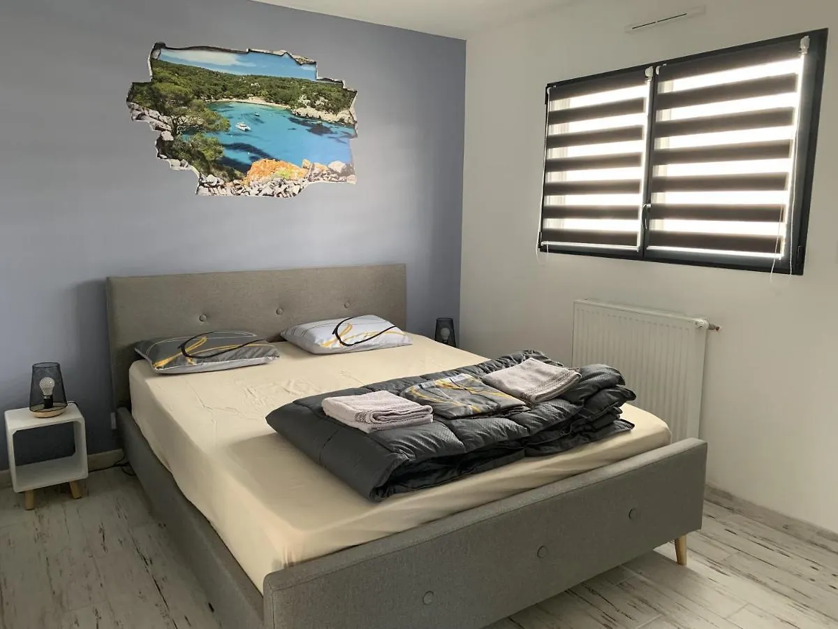 Maison 10 Pers En Bord De Mer Avec Piscine Chauffee Toute L'Annee, Spa Et Hamman Surzur Villa