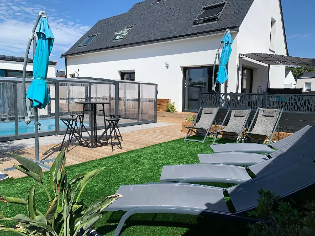 Maison 10 Pers En Bord De Mer Avec Piscine Chauffee Toute L'Annee, Spa Et Hamman Surzur